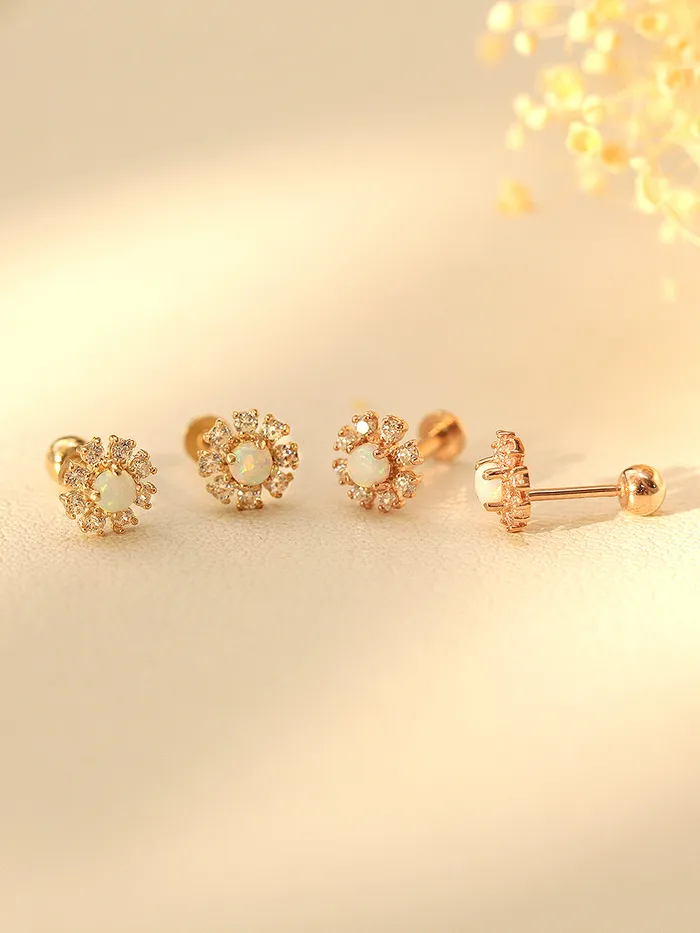 MinimalBijoux Earrings 14K Gold Internal Opal Daisy Cartilage Earring 20G18G16G