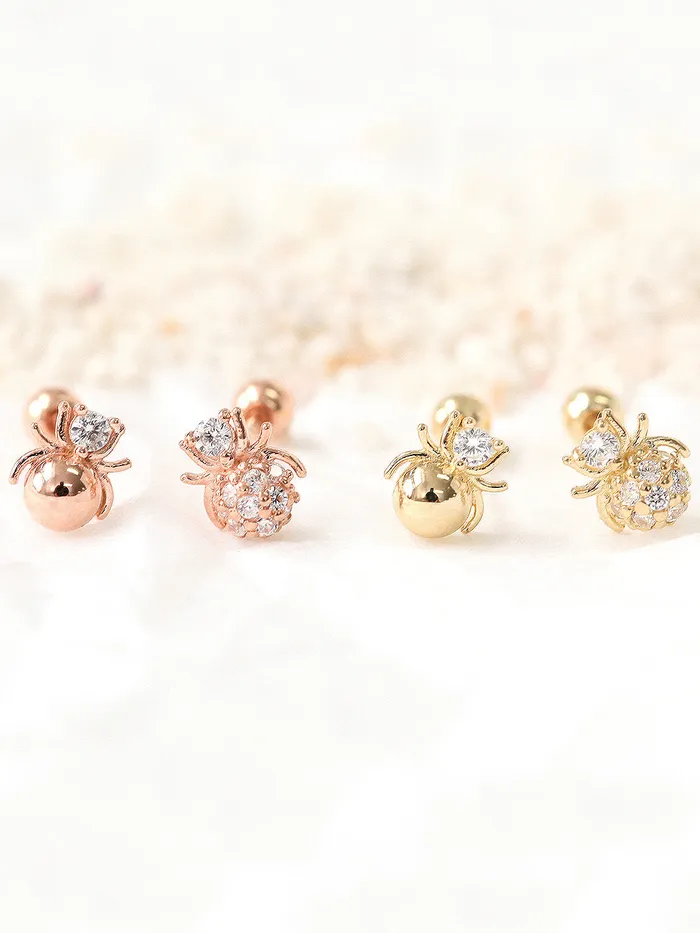 MinimalBijoux Earrings 14K gold Mini Spider cartilage earring 20g