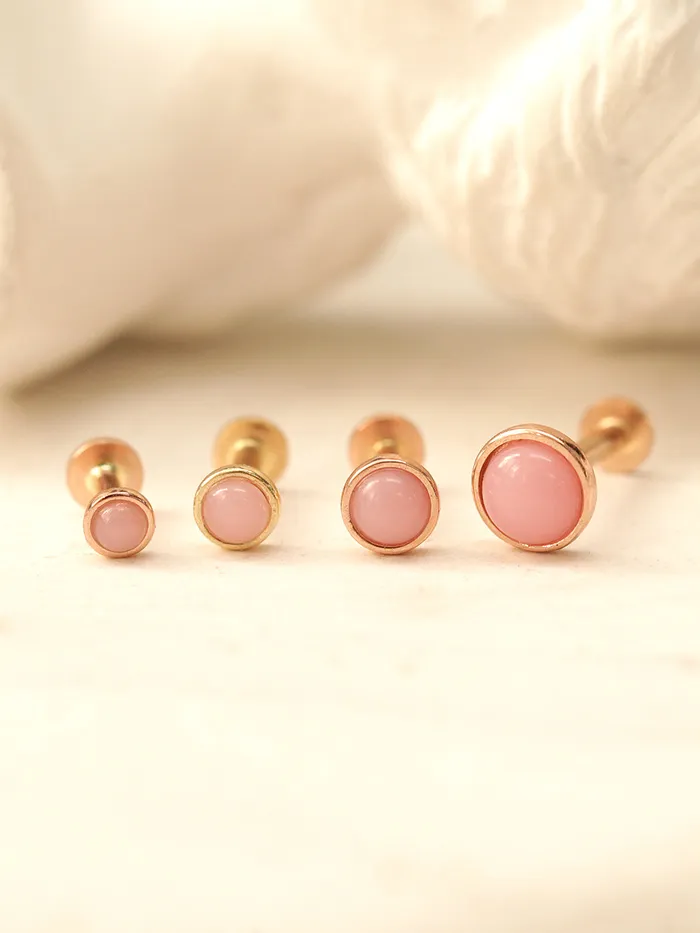 MinimalBijoux PreStyled Sets 14K Gold Round Opal Internally Threaded Labret Piercing 18G16G