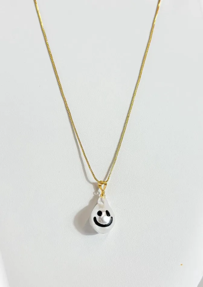 Necklaces Mabel Love Boutique Ghost Happy Face Charm Necklace