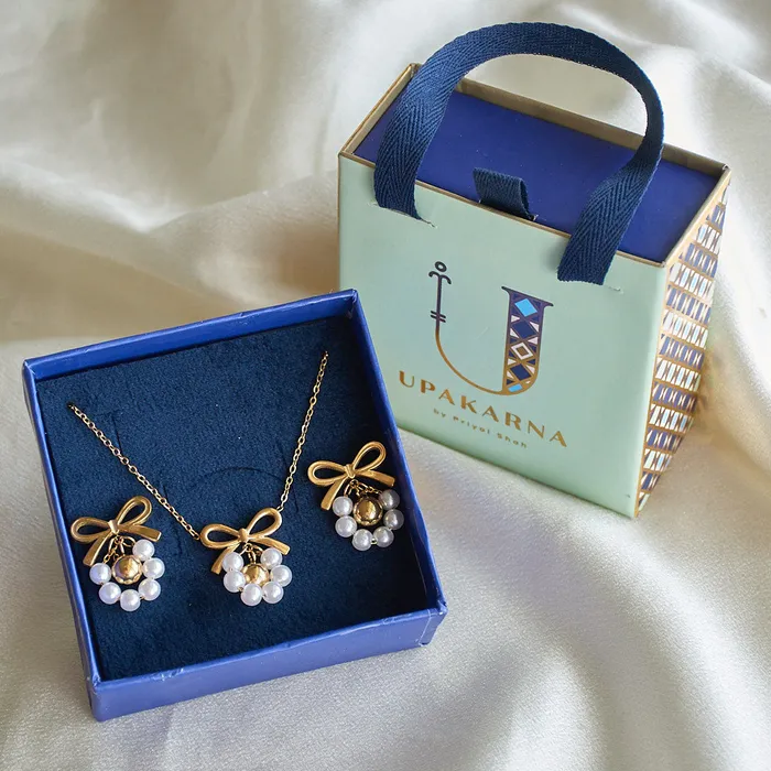 Necklaces Upakarna Pearl Bow Charm Necklace Gift Set