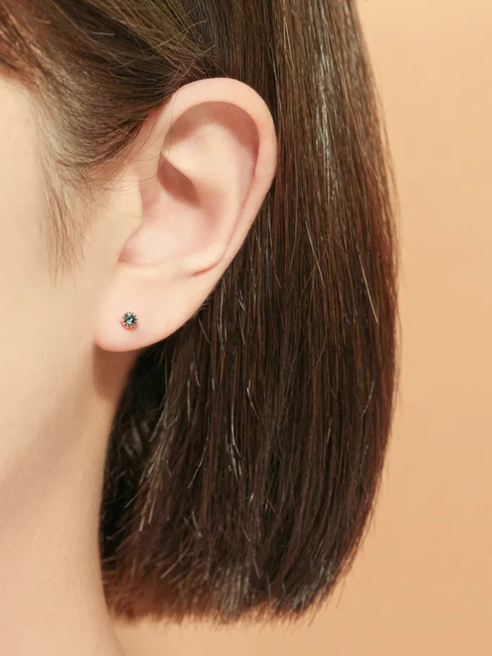 PreStyled Sets 14K Gold Shining Moissanite Internally Threaded Labret Piercing 20G18G16G MinimalBijoux