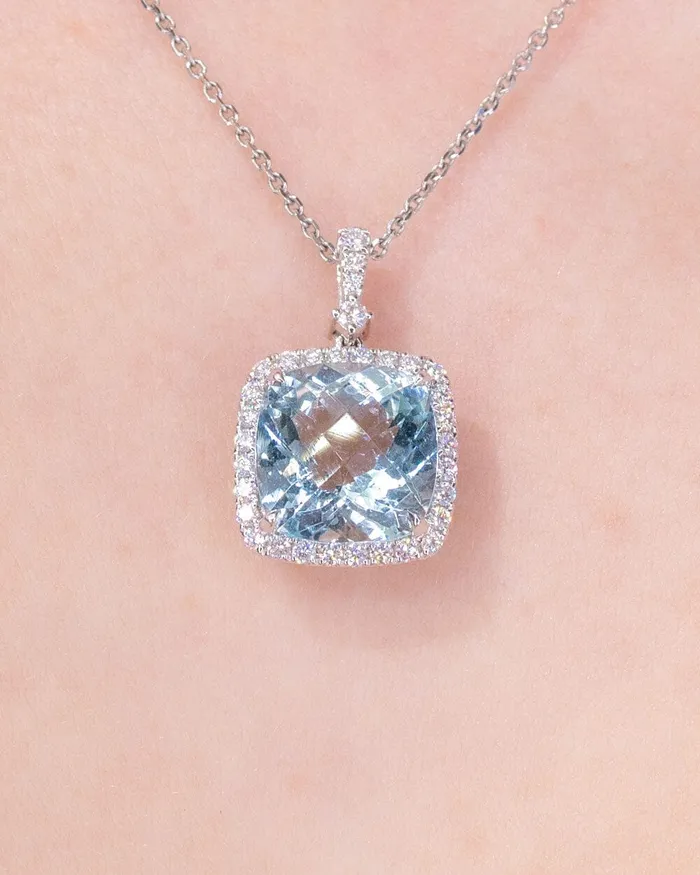 Princess Bride Diamonds 865ct Aquamarine Necklace Necklaces